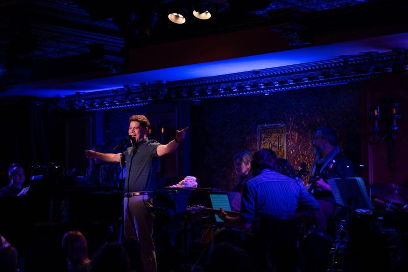 Review: Jeremy Jordan Exceeds All Expectations with His New Show CARRY ON at 54 Below  Image