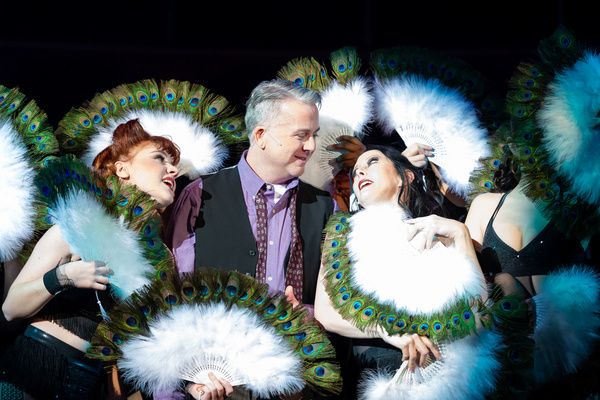 Dane Hutchinson (Billy Flynn) and the cast of Chicago at the Milburn Stone Theatre, r Photo