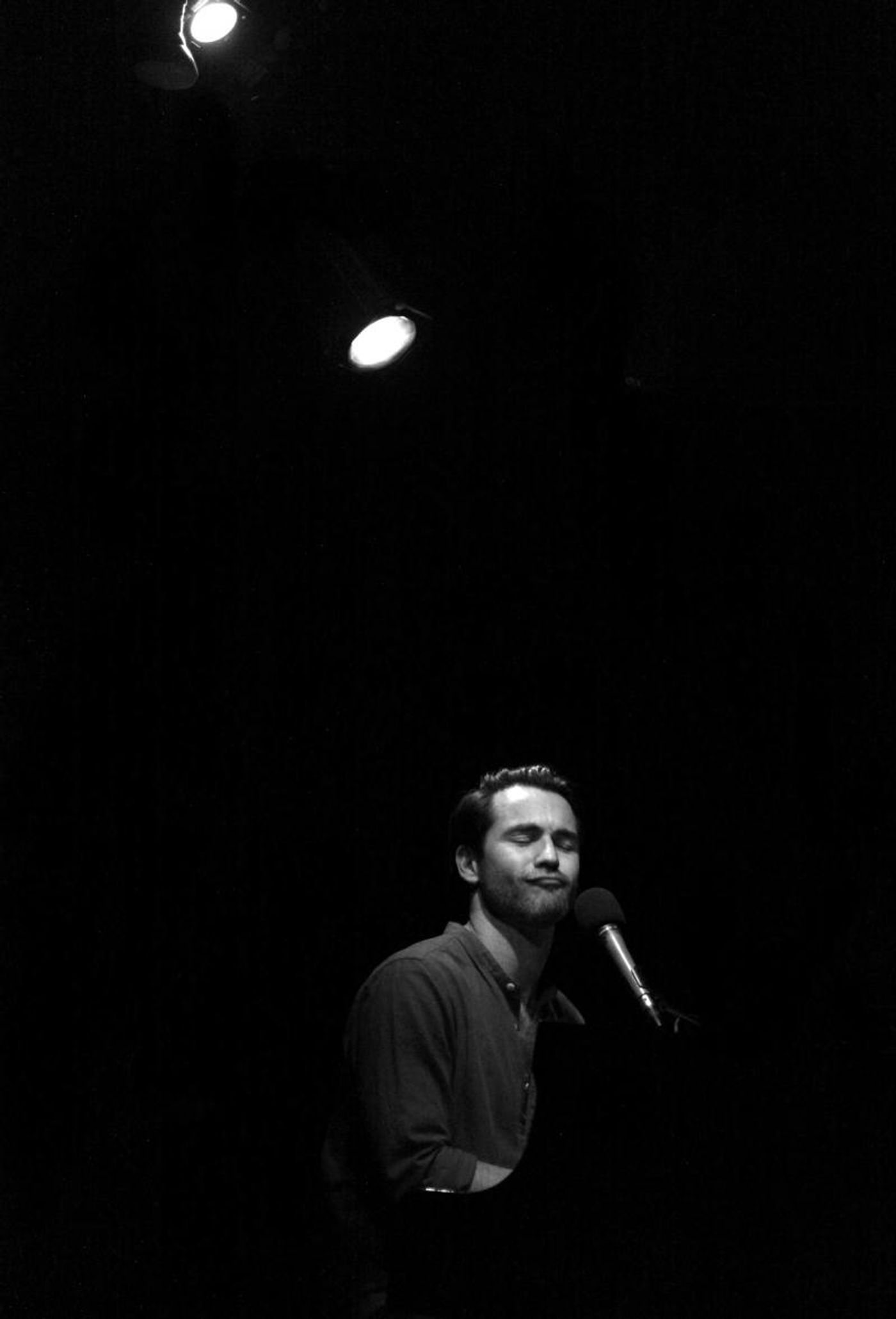 Review: BEN MOSS AND FRIENDS Is The Monthly Show To See at The Duplex  Image