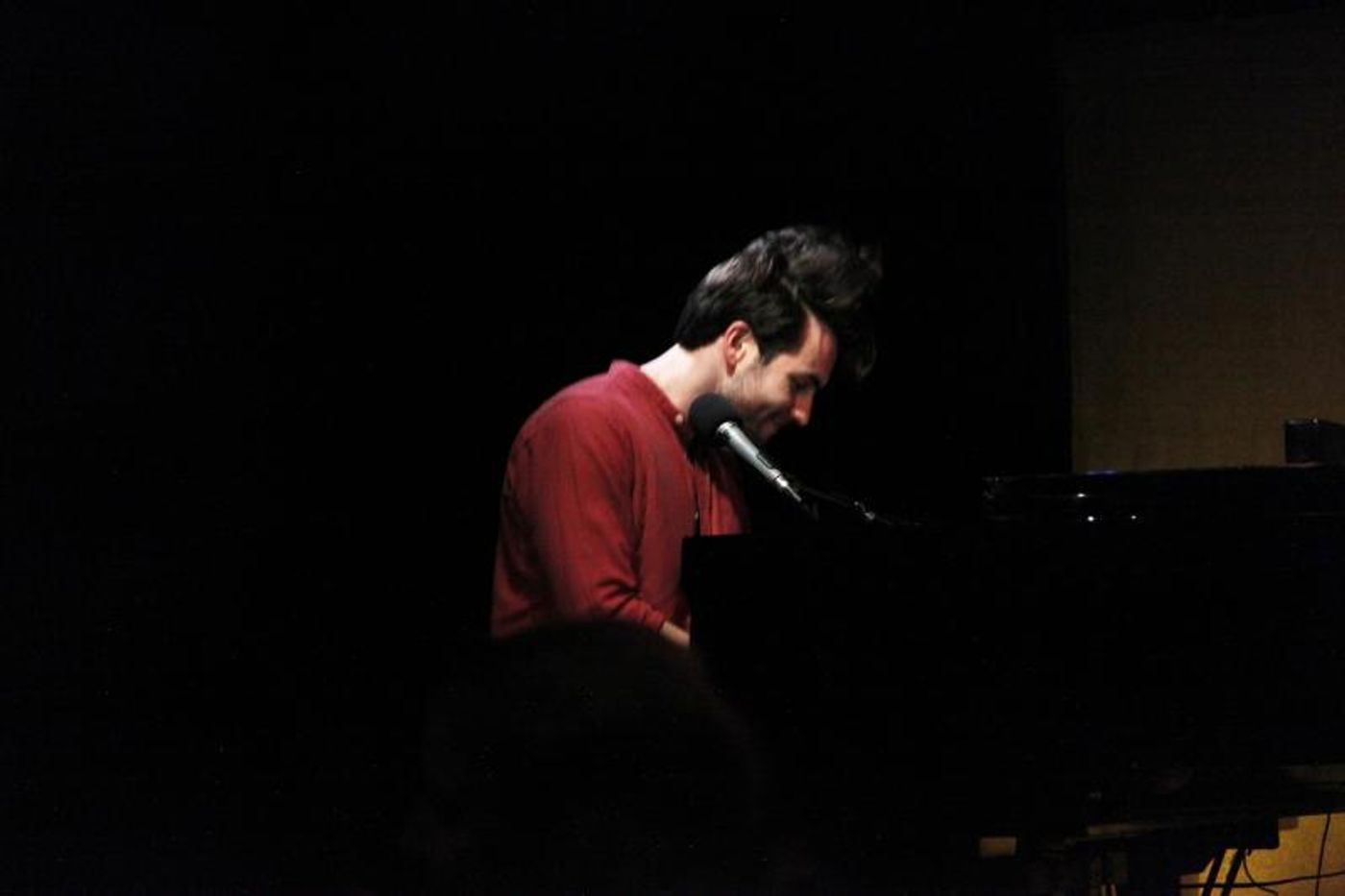 Review: BEN MOSS AND FRIENDS Is The Monthly Show To See at The Duplex  Image