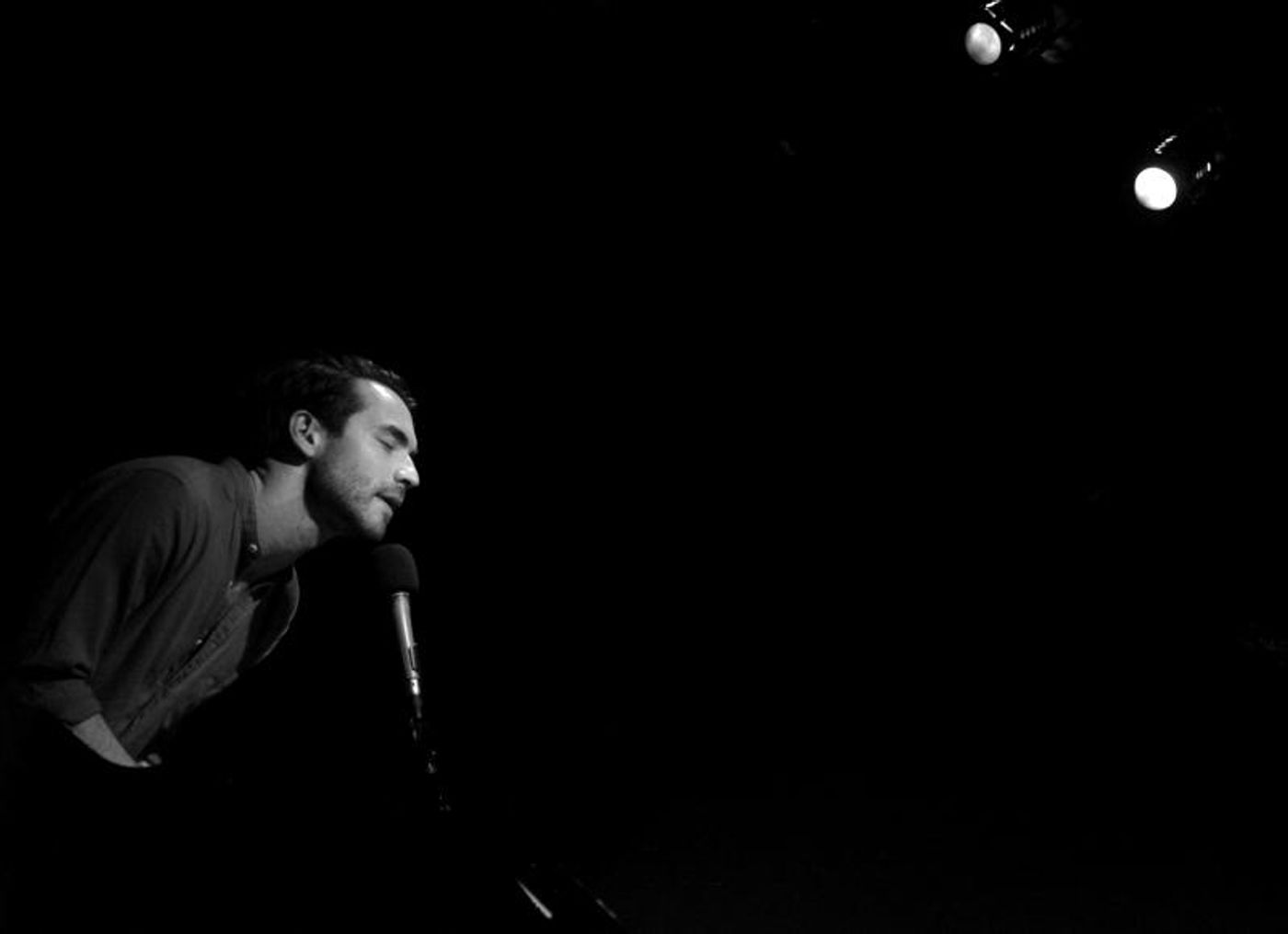 Review: BEN MOSS AND FRIENDS Is The Monthly Show To See at The Duplex  Image