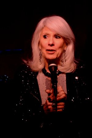 Jamie deRoy @ BroadwayWorld Jamie deRoy Photo