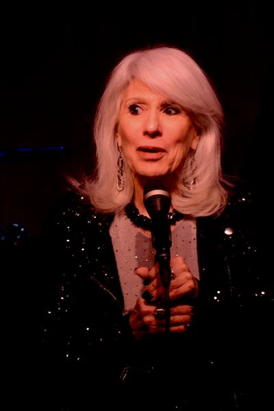 Jamie deRoy Photo