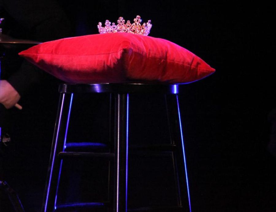 Review: Regina Zona Holds Court at The Laurie Beechman Theatre in BECOMING...THE QUEEN 2.0 Image