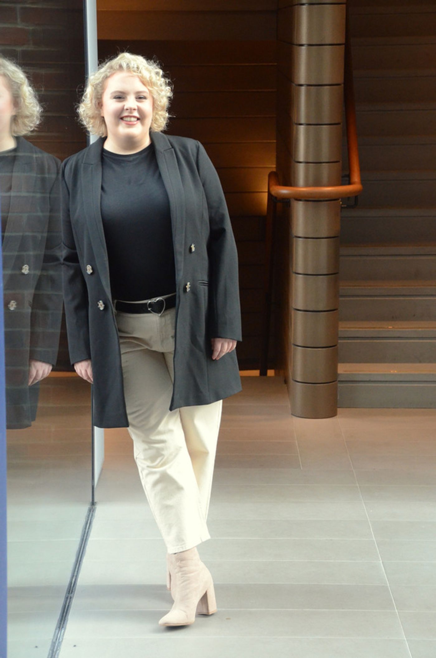 Photo Flash: First Look at the Cast of HAIRSPRAY Photo Flash: First Look at the Cast of HAIRSPRAY Image