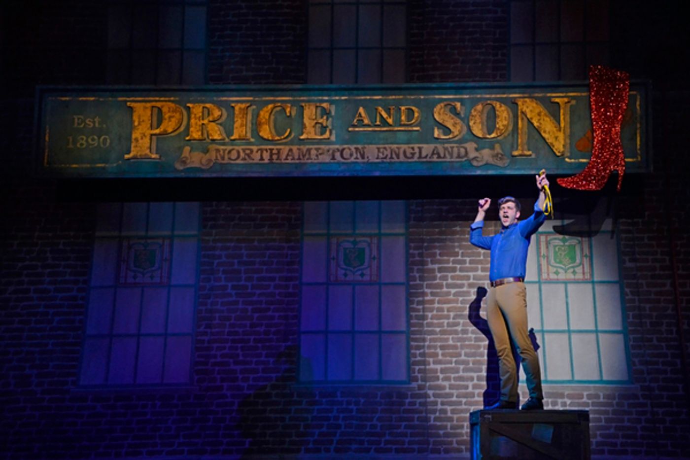 Photo Flash: First Look at 3-D Theatricals' KINKY BOOTS  Image