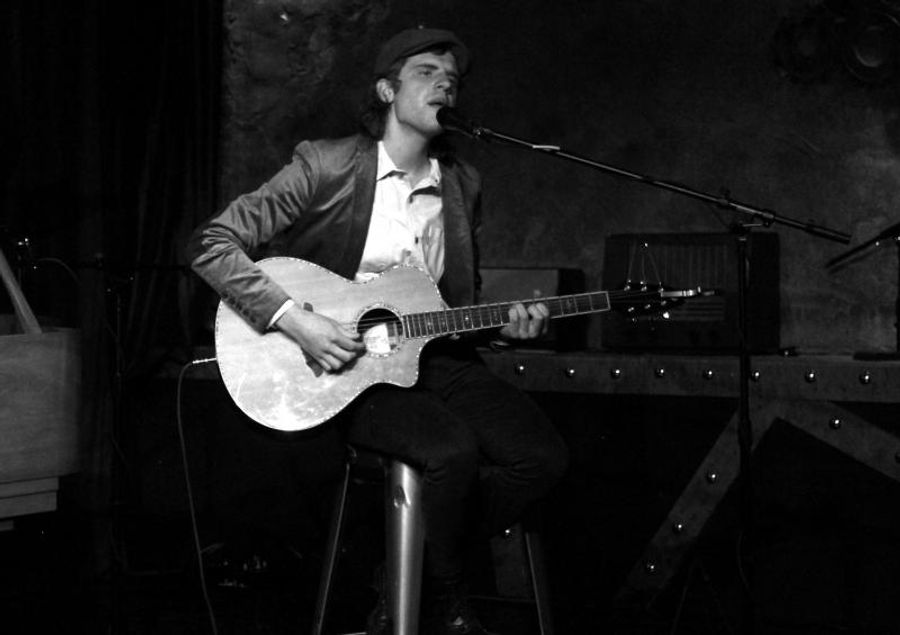 Review: Audience Members are the Big Winners When JEREMIAH LLOYD HARMON Plays Hidden Cabaret  Image