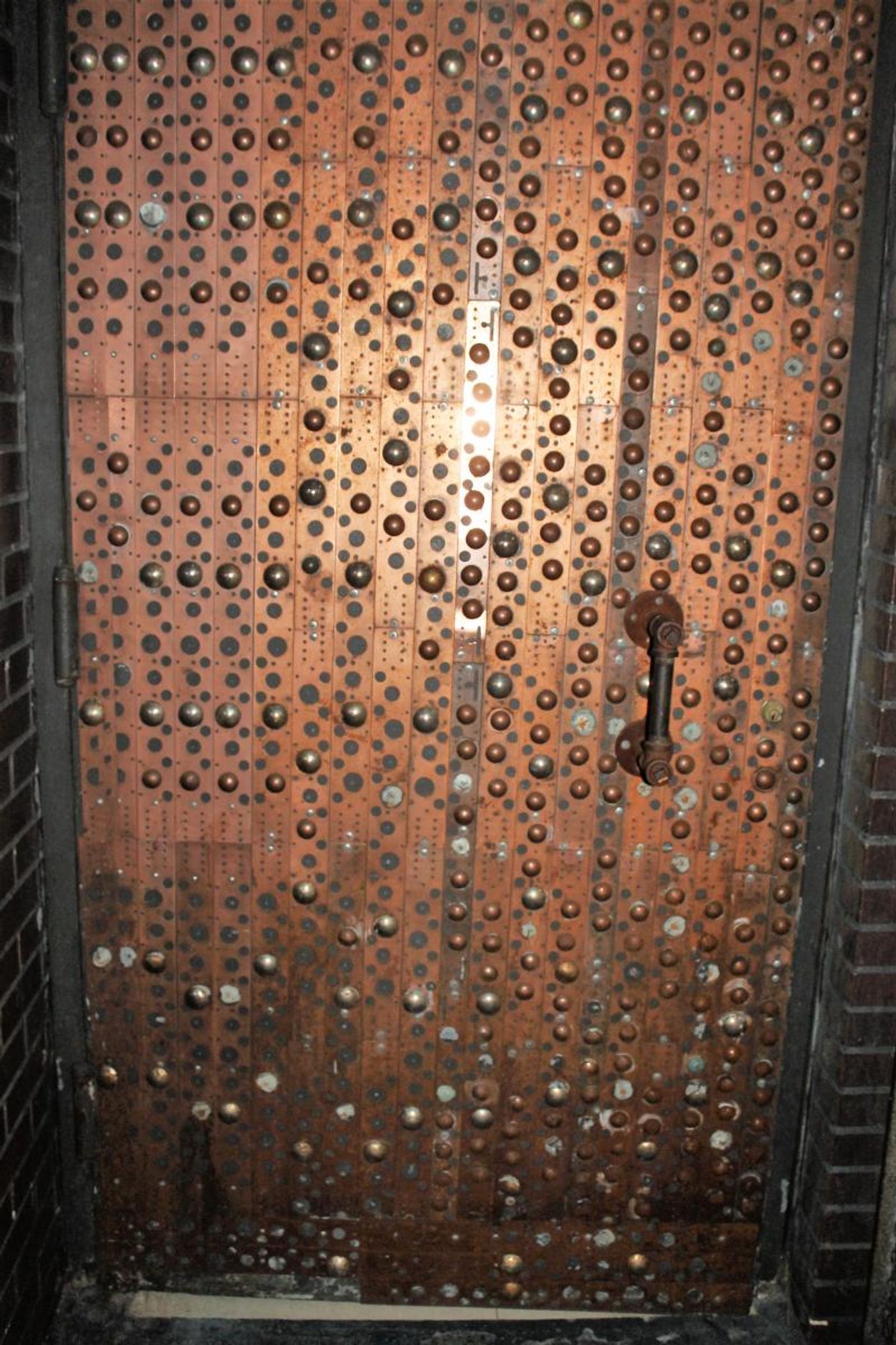 Review: Audience Members are the Big Winners When JEREMIAH LLOYD HARMON Plays Hidden Cabaret  Image