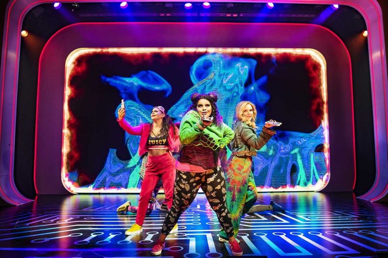 Photo Flash: First Look at BE MORE CHILL in London; Opening Tonight! — photo 10 of 12