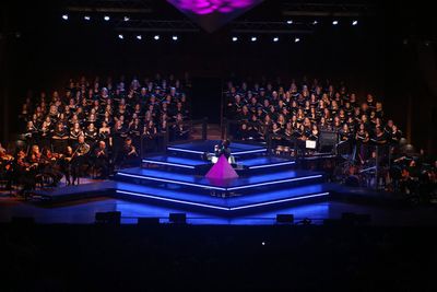 Musical Director Stephen Oremus and Manhattan Concert Productions Singers Photo