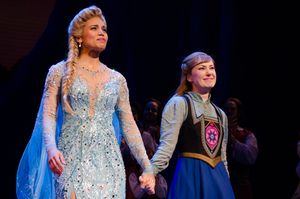 Ciara Renee and McKenzie Kurtz @ BroadwayWorld Ciara Renee and McKenzie Kurtz Photo