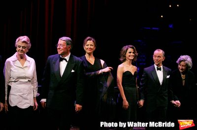 John Slattery, Angela Lansbury, Brian Bedford, Annette Bening, Keri Russell, Joel Gre Photo
