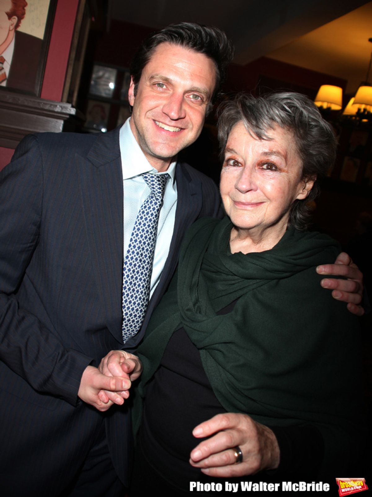Dori Berinstein receives the Commercial Theater Institute's Robert Whitehead Award for 'Outstanding Achievement in Commercial Theatre Producing' at Sardi's Restaurant in New York City.
March 10, 2009
pictured: Zoe Caldwell & Raul Esparza at 