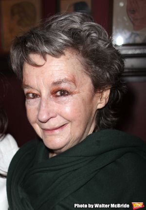 Dori Berinstein receives the Commercial Theater Institute's Robert Whitehead Award fo Photo