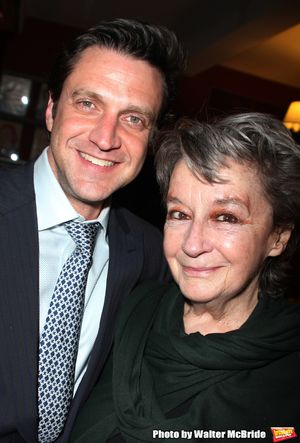 Dori Berinstein receives the Commercial Theater Institute's Robert Whitehead Award fo Photo