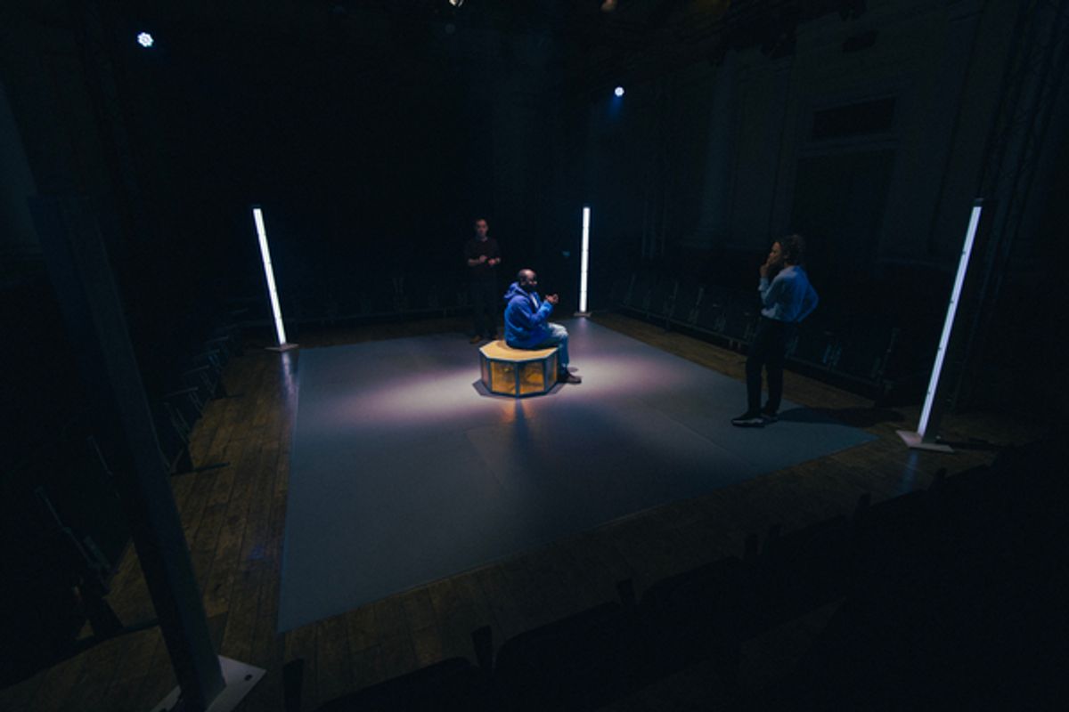 Tonderai Munyevu, Indra Ove at 