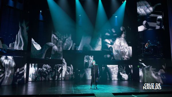 CRUZ DE NAVAJAS se estrenará en Madrid el 16 de abril  Image