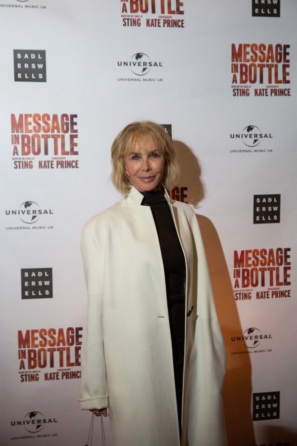 Trudie Styler Photo