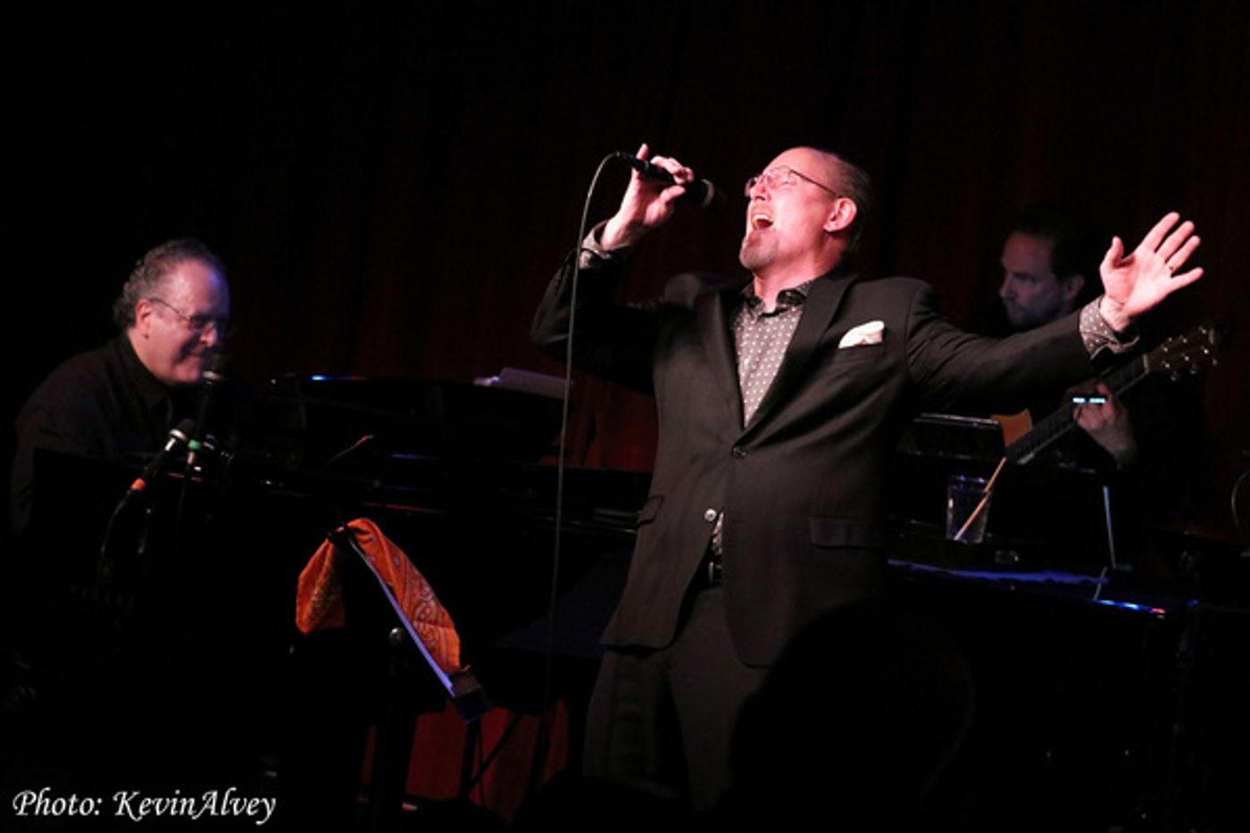 Photo Flash: J. Mark McVey In Concert At Birdland Photo Flash: J. Mark McVey In Concert At Birdland Image