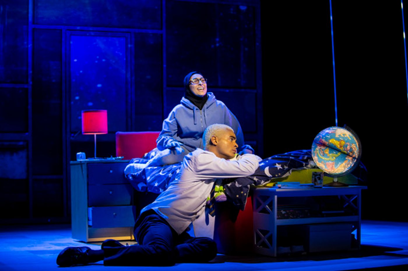 Photo Flash: Take a Look at the National Tour of EVERYBODY'S TALKING ABOUT JAMIE Photo Flash: Take a Look at the National Tour of EVERYBODY'S TALKING ABOUT JAMIE Image
