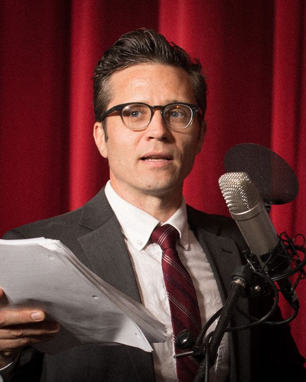 Seamus Dever Photo