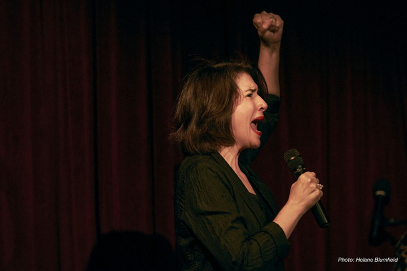 Photo Flash: Meg Flather Debuts At The Beach Cafe  Image