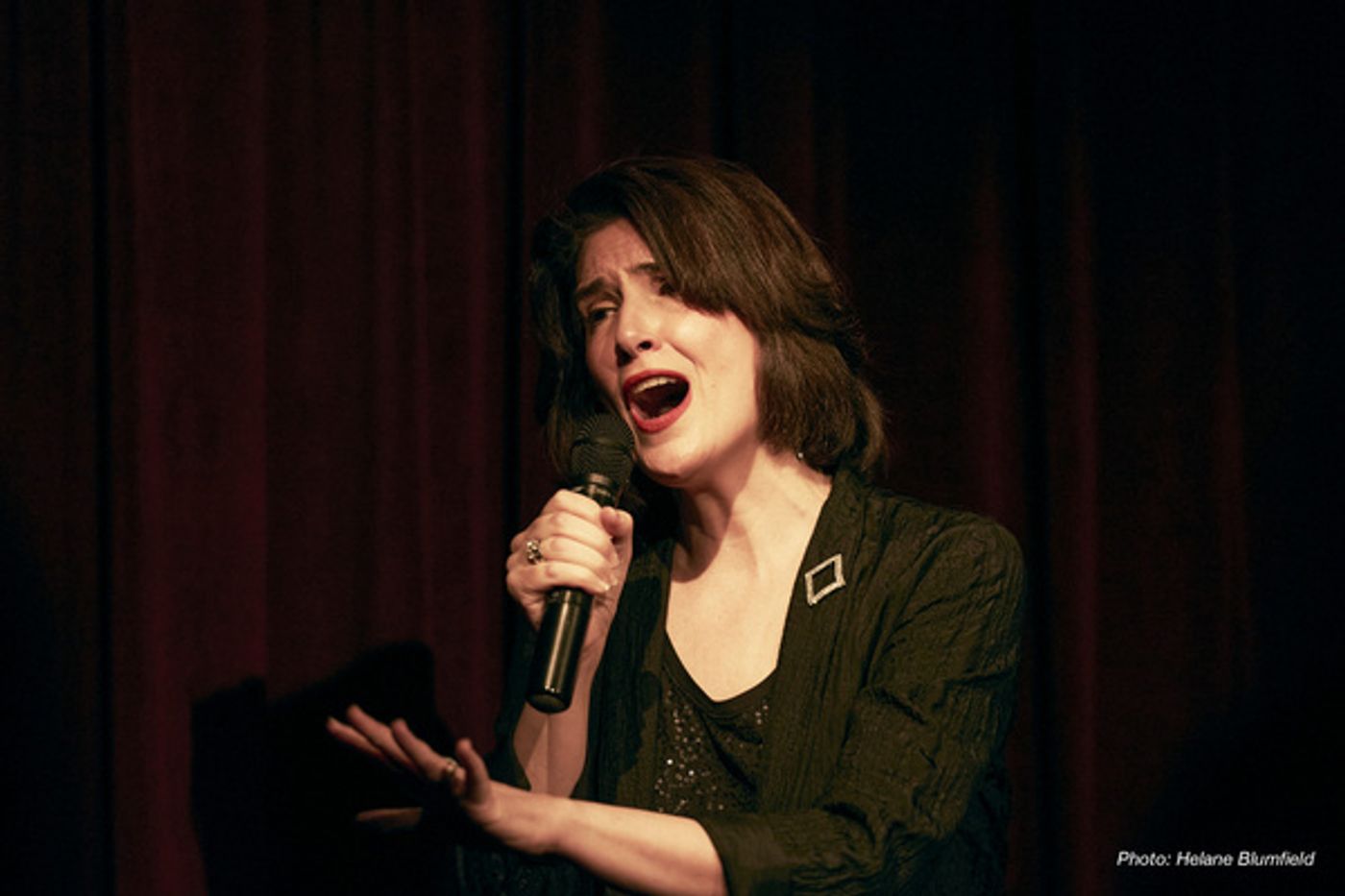 Photo Flash: Meg Flather Debuts At The Beach Cafe  Image