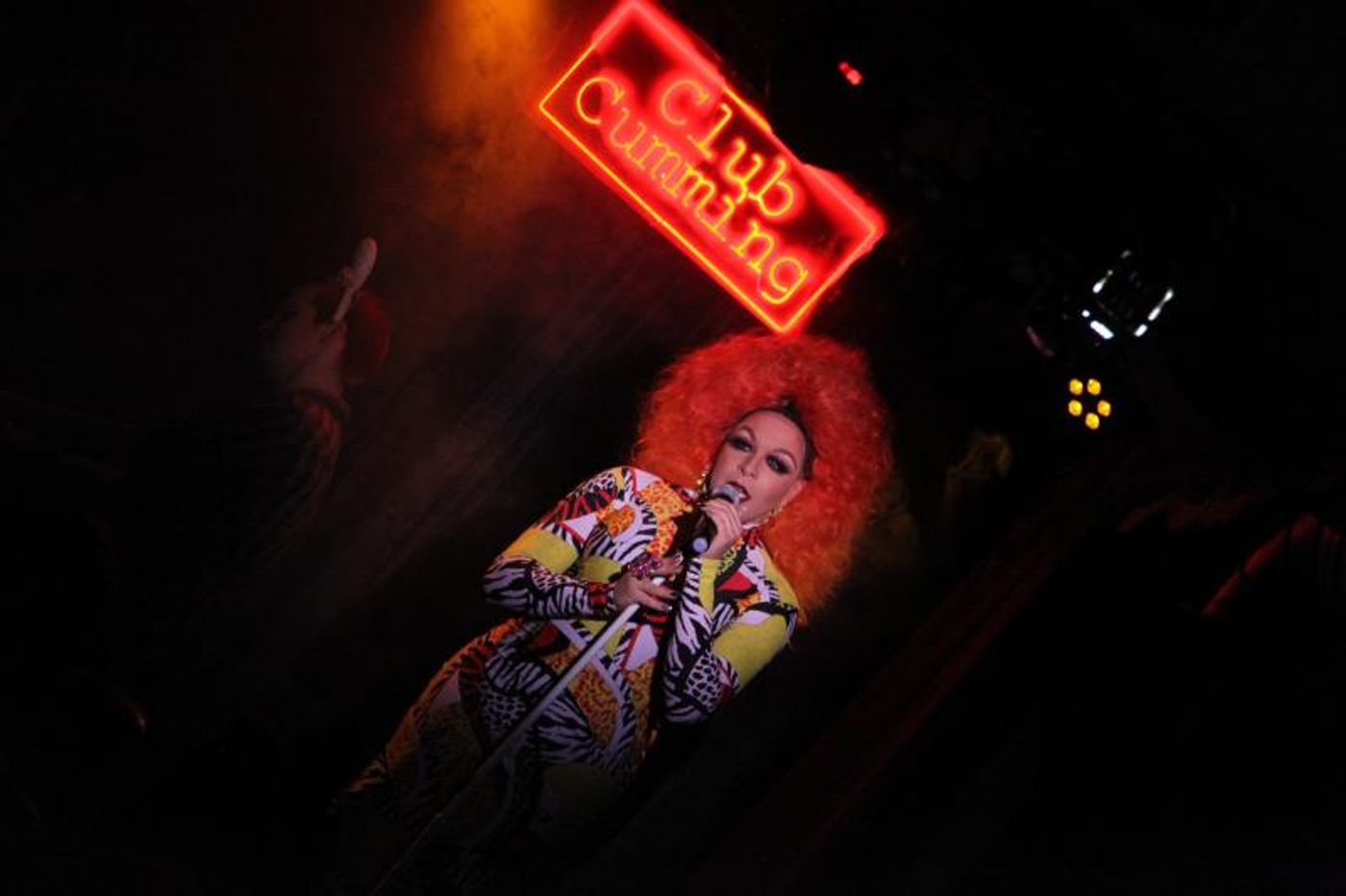 Review: SNOWFLAKE MIC & DRAGARET STAR Are a Double Dose of Fun at Club Cumming Review: SNOWFLAKE MIC & DRAGARET STAR Are a Double Dose of Fun at Club Cumming Image