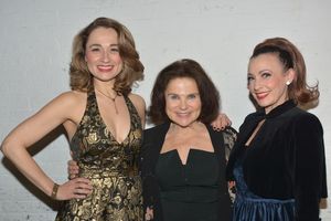 Lianne Marie Dobbs, Tovah Feldshuh and Jenny Lee Stern @ BroadwayWorld Lianne Marie Dobbs, Tovah Feldshuh and Jenny Lee Stern Photo