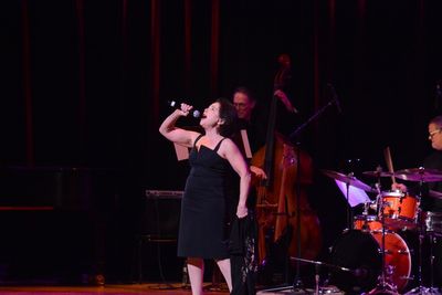 Tovah Feldshuh Photo