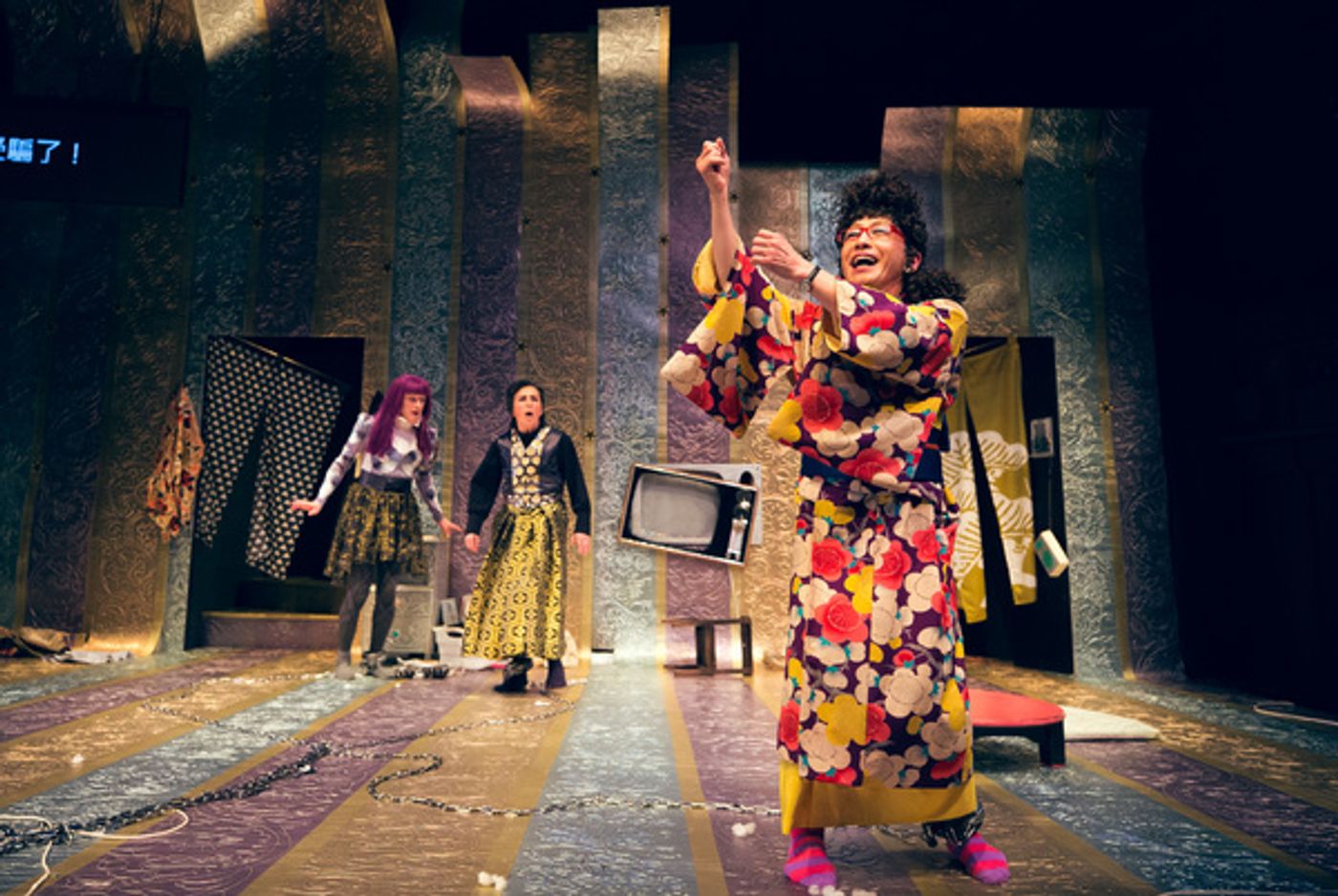 Photo Flash: First Look at La MaMa and Tokyo Metropolitan Theatre's U.S. Premiere of ONE GREEN BOTTLE Photo Flash: First Look at La MaMa and Tokyo Metropolitan Theatre's U.S. Premiere of ONE GREEN BOTTLE Image