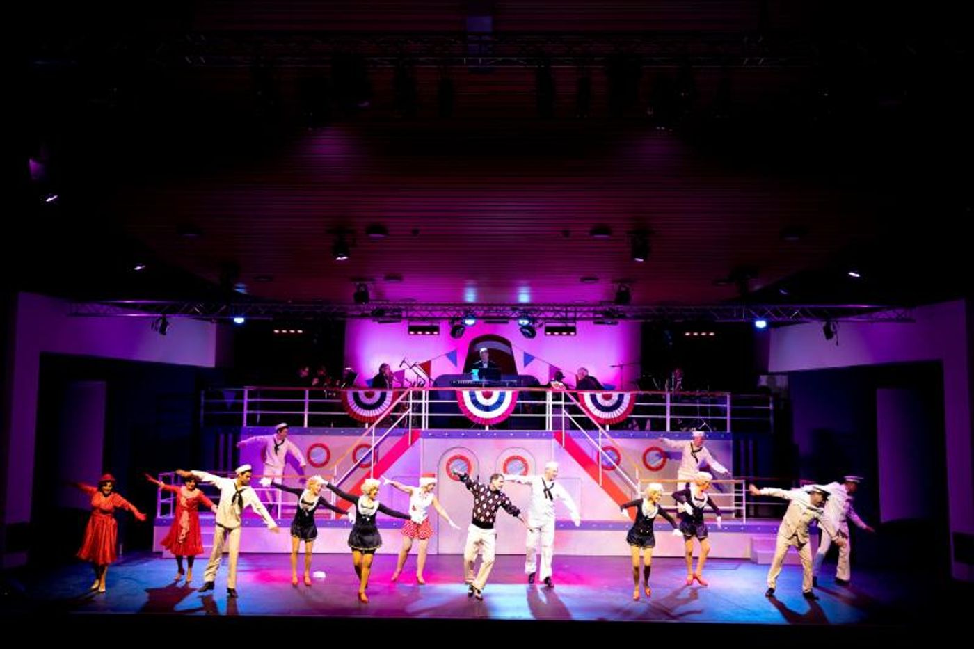 Review: ANYTHING GOES at Rancho Mirage Amphitheater  Image