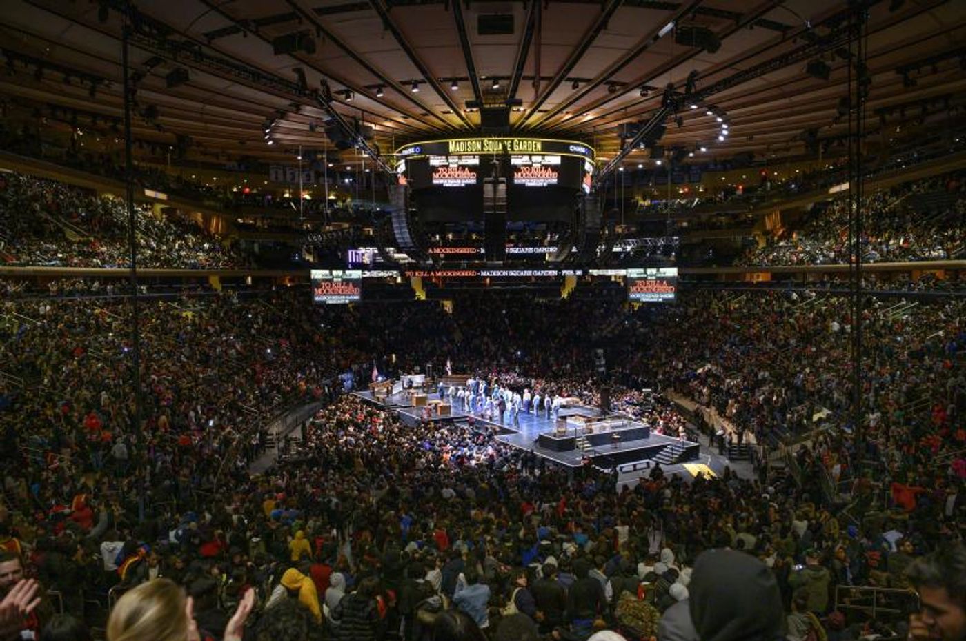 PHOTOS: A Look Back at Theater During 2020  Image