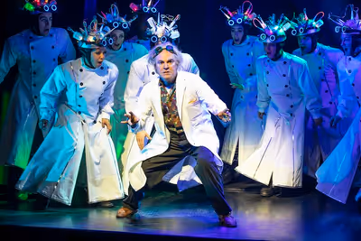 Roger Bart and cast Photo