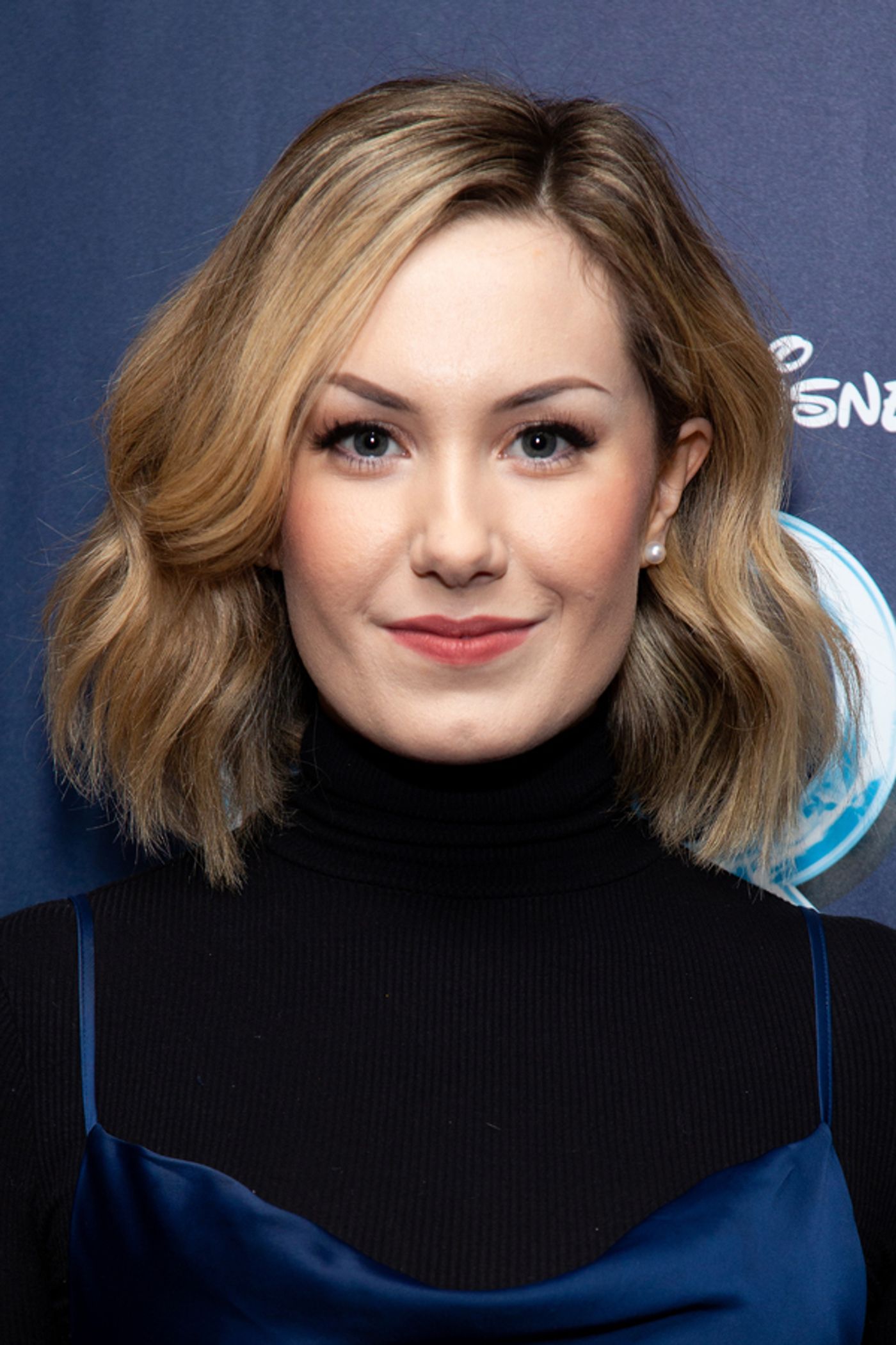 Photo Coverage: Ciara Renee, McKenzie Kurtz, Ryan McCartan and the Cast of FROZEN Meet the Press  Image