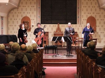Quartet 131 from left to right: Lilit Gampel (violin) Robert La Rue (cello) Andy Lin  Photo