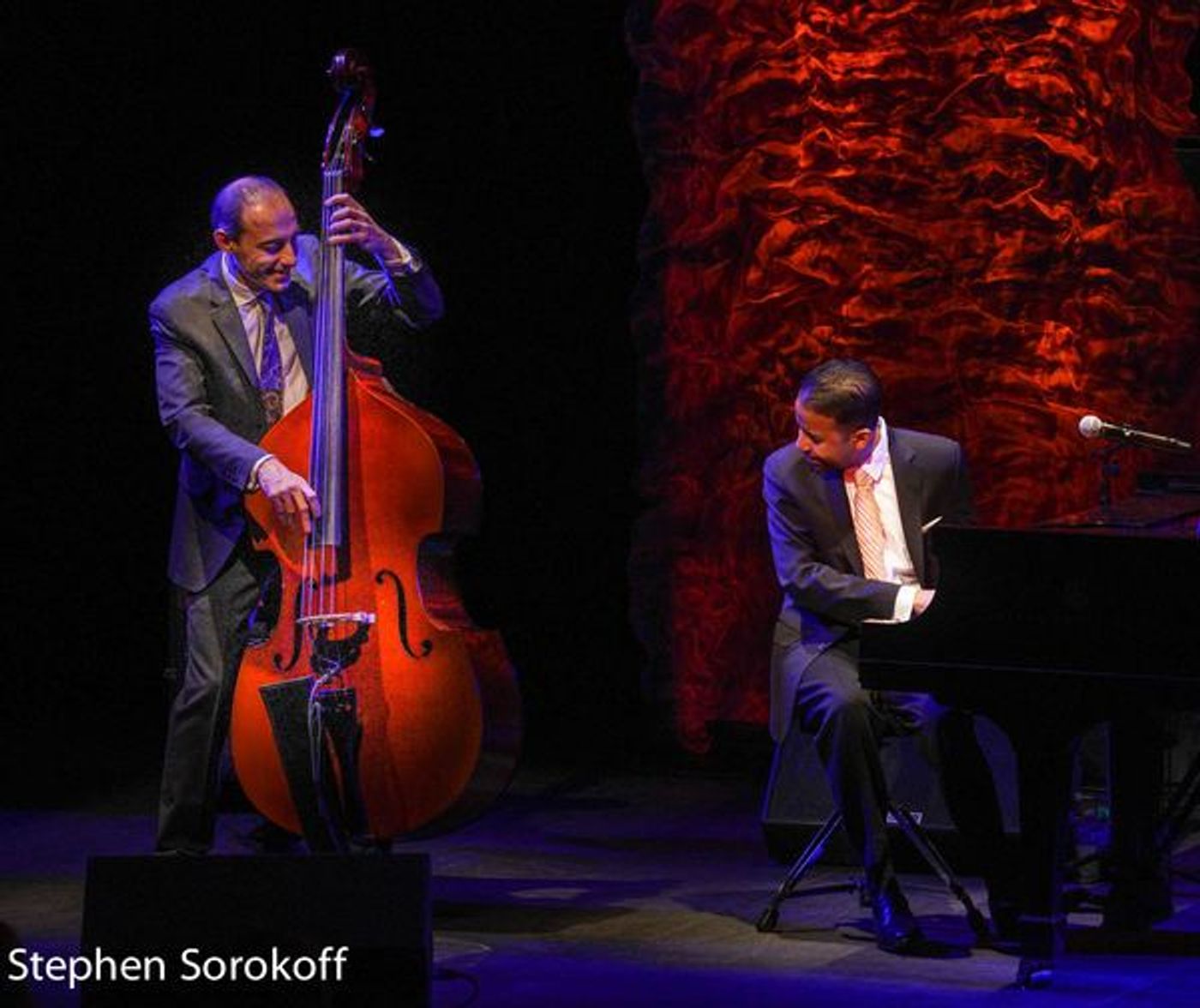 Photo Coverage: Loston Harris Plays the Kravis Center  Image