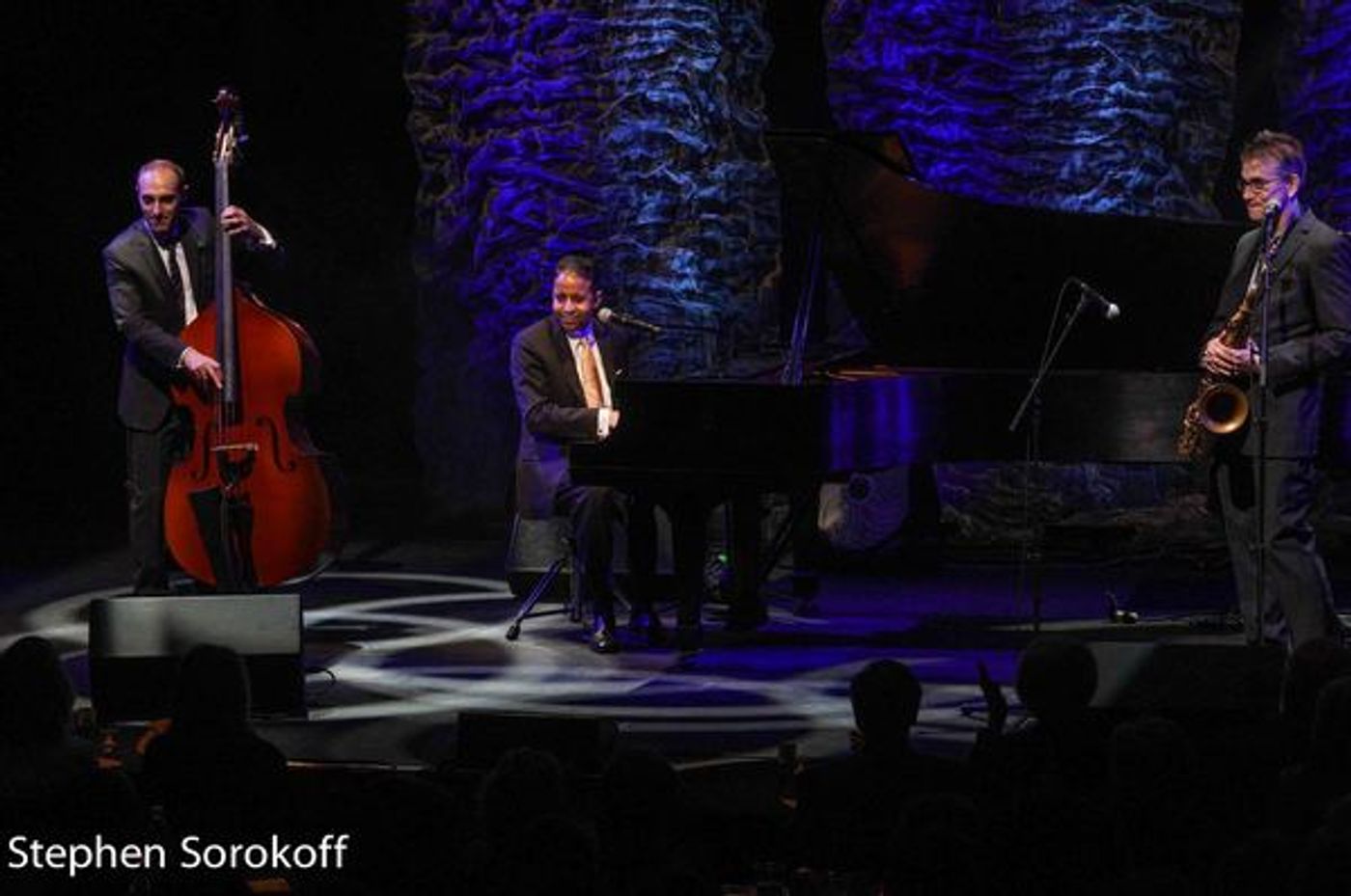 Photo Coverage: Loston Harris Plays the Kravis Center  Image
