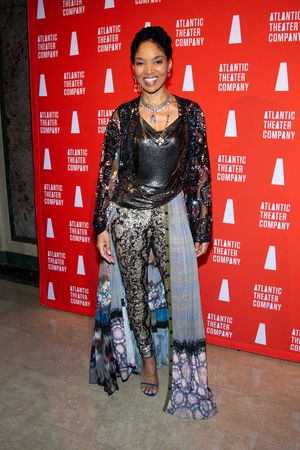 Lisa Arrindell Anderson @ BroadwayWorld Lisa Arrindell Anderson Photo