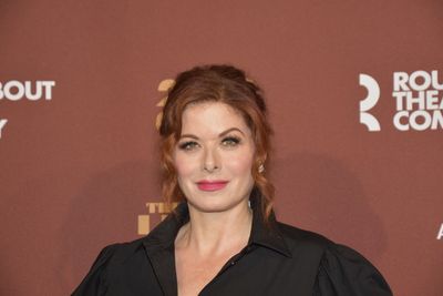 Debra Messing Photo