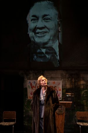 Christine Mary Dunford @ BroadwayWorld Christine Mary Dunford Photo