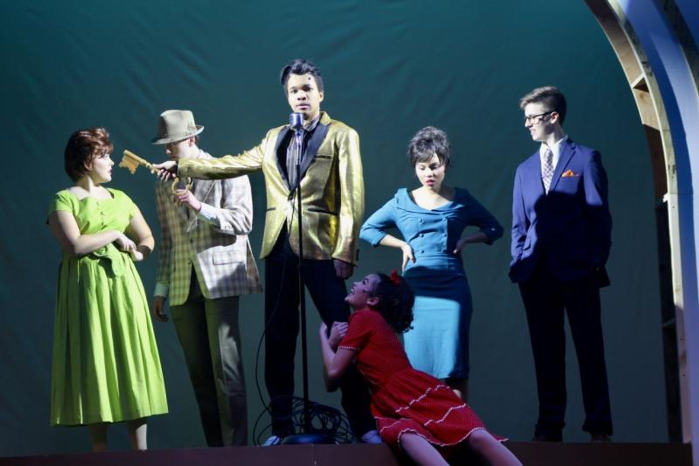 Review: BYE BYE BIRDIE at Moorestown High School Theater  Image