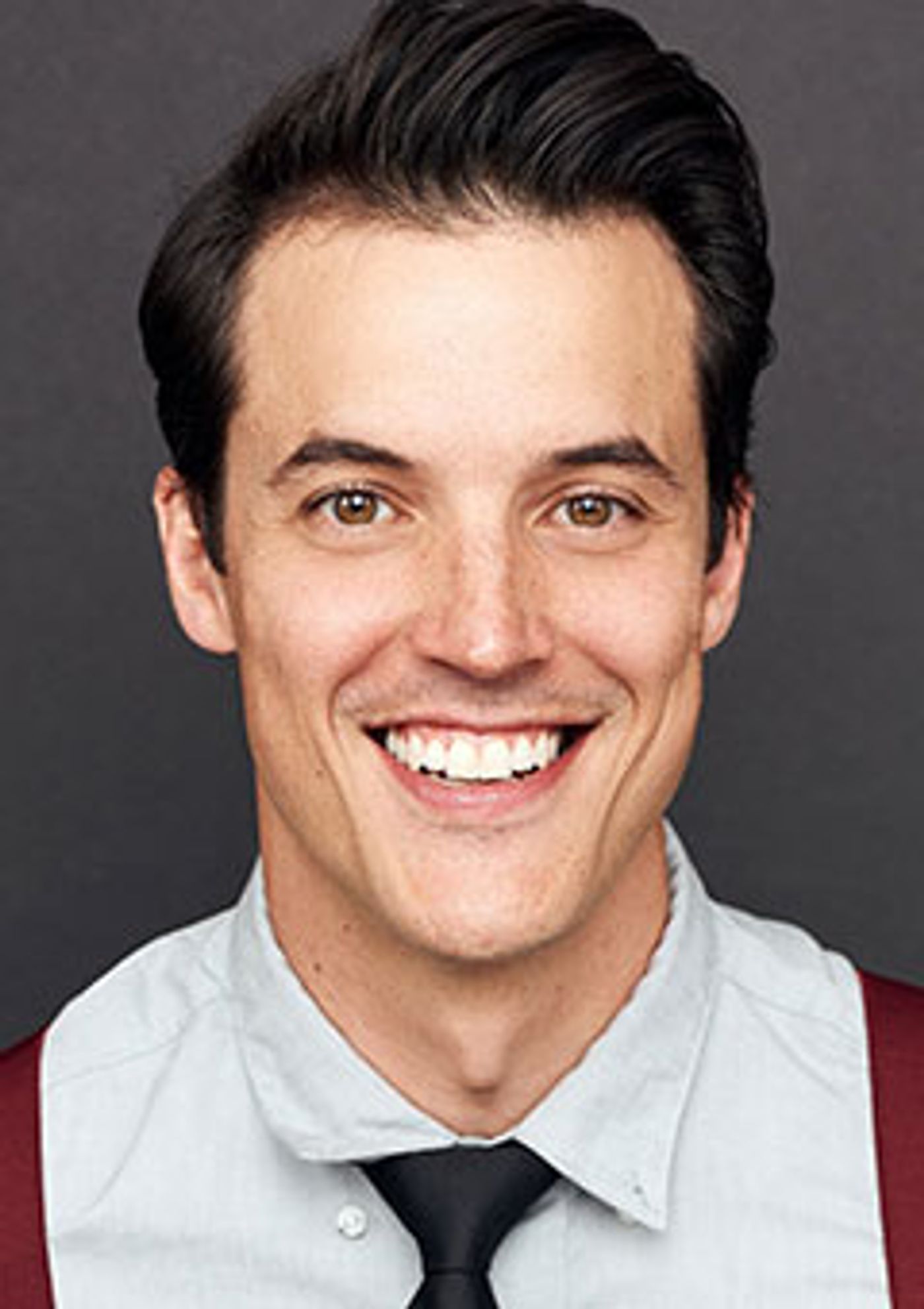 Meet the Cast of MRS. DOUBTFIRE - Now in Previews on Broadway!  Image