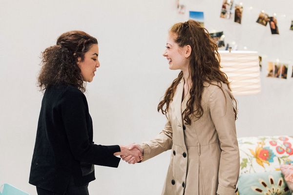 Mouna R''miki, Erica Knight Photo