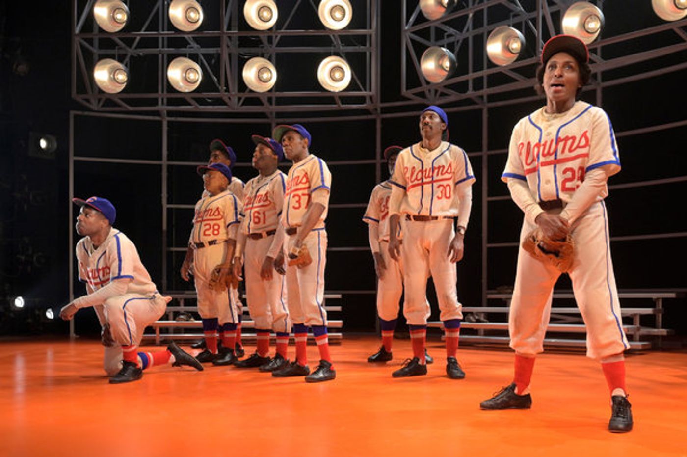 Photo Flash: First Look at TONI STONE at American Conservatory Theater  Image