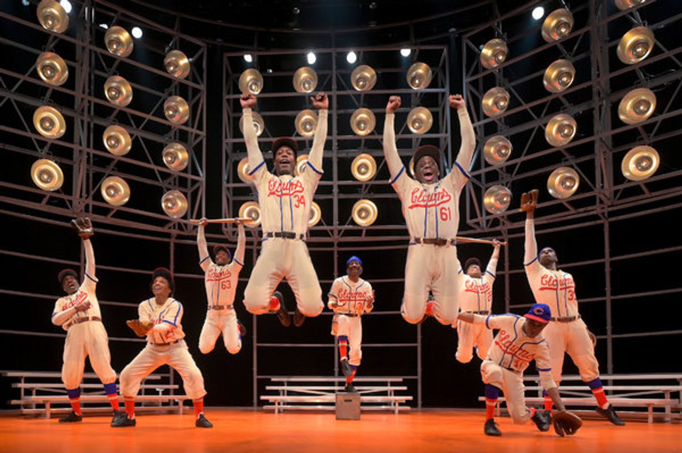 Photo Flash: First Look at TONI STONE at American Conservatory Theater  Image