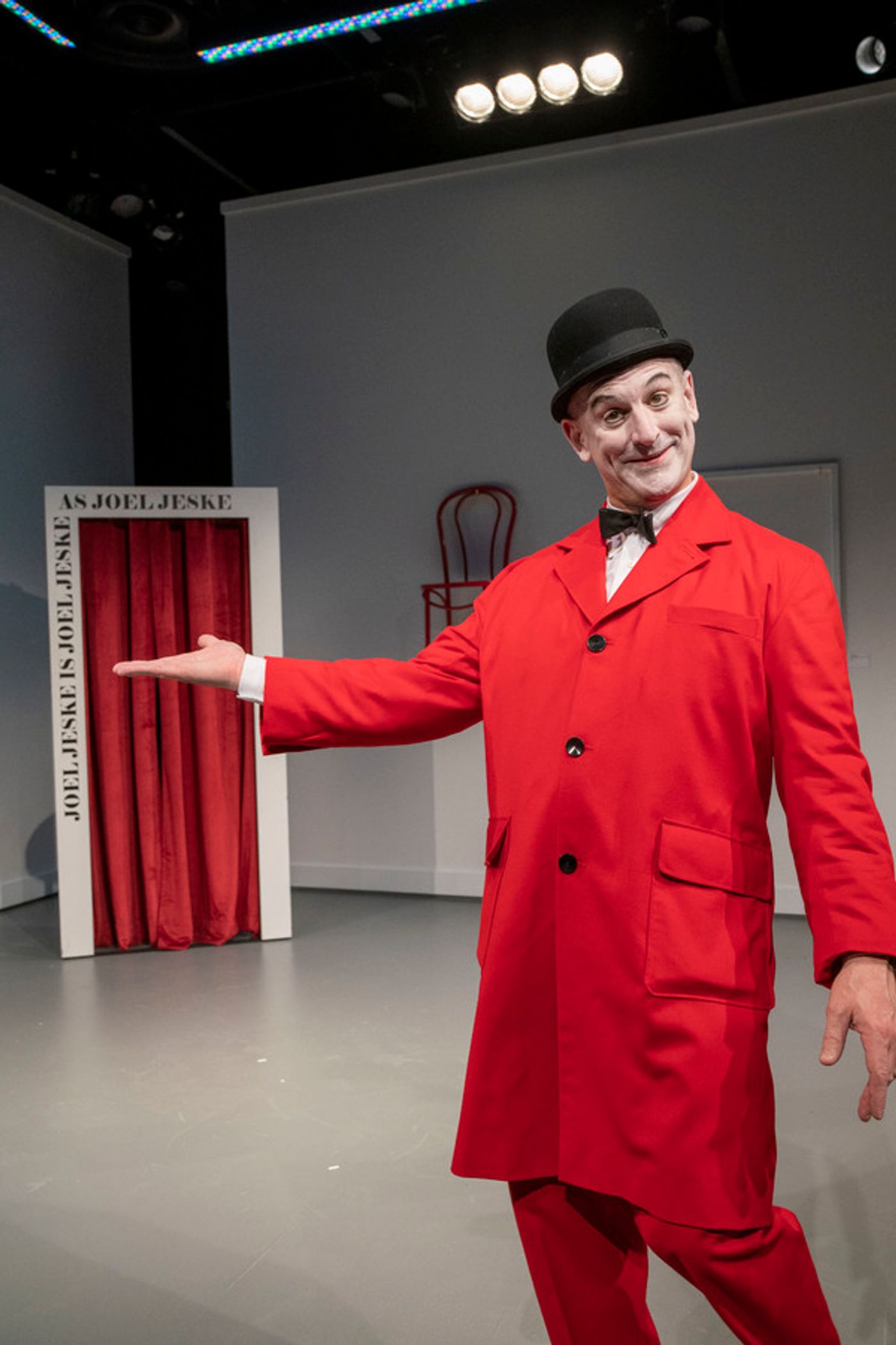 Photo Flash: First Look at Parallel Exit's THE ARTIST WILL BE WITH YOU IN A MOMENT Photo Flash: First Look at Parallel Exit's THE ARTIST WILL BE WITH YOU IN A MOMENT Image