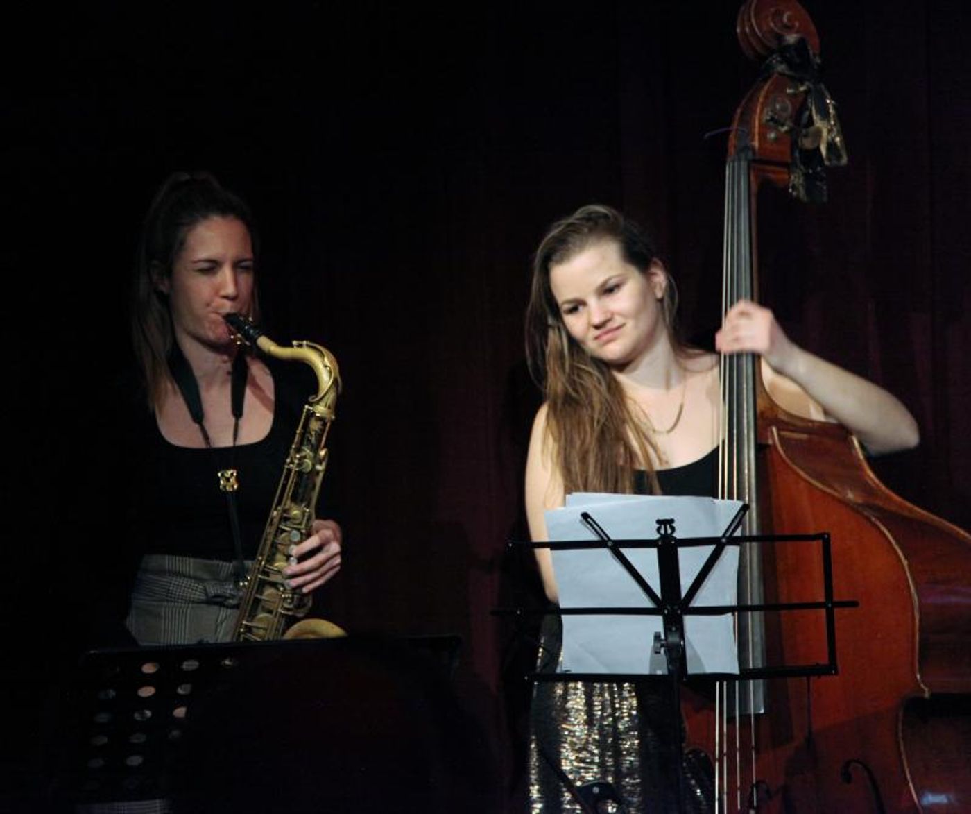 Review: NICOLE ZURAITIS Is a Wonder Woman at The Beach Cafe  Image