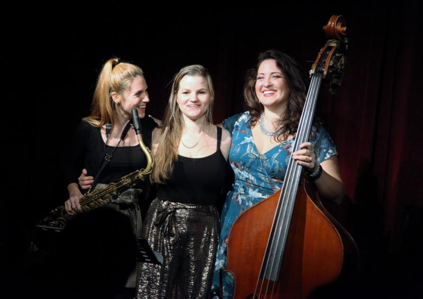 Review: NICOLE ZURAITIS Is a Wonder Woman at The Beach Cafe  Image