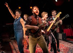 Emilie Modaff, Melanie Vitaterna, Royen Kent, Abigail Cline and Chris Farrell, Jr. @ BroadwayWorld Emilie Modaff, Melanie Vitaterna, Royen Kent, Abigail Cline and Chris Farrell, Jr. Photo